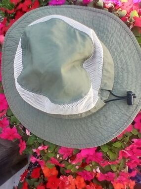Panama Jack Olive Green and White Mesh Bucket Hat Sz Xlarge